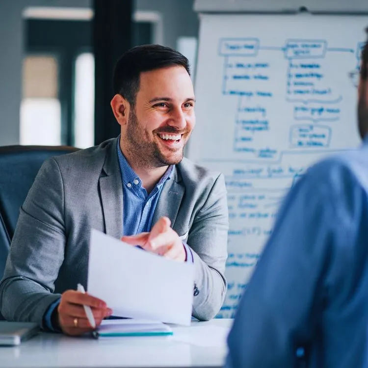 Nos solutions pour recruter ton équipe Nos solutions pour recruter ton équipe